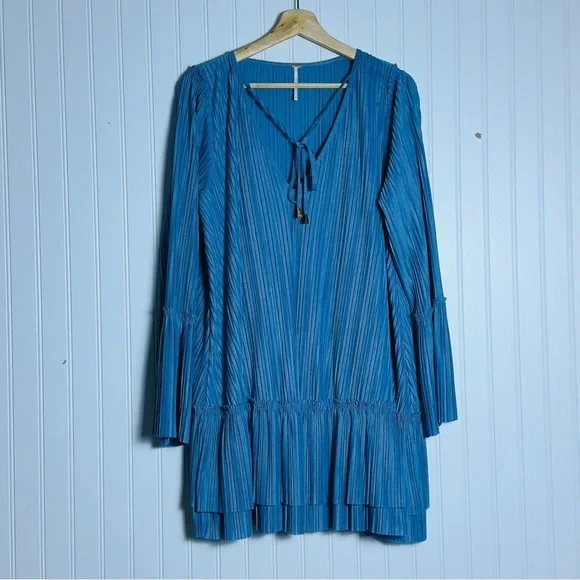 Free People Oversized Pleated Bell Sleeve Mini Dress S  Bohemian Relaxed Fit - Picture 14 of 14